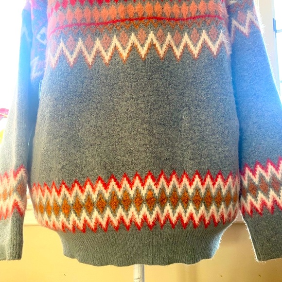 Pink and Gray Fair Isle Patterned Sweater 🩷🩷🩷 - Picture 12 of 14